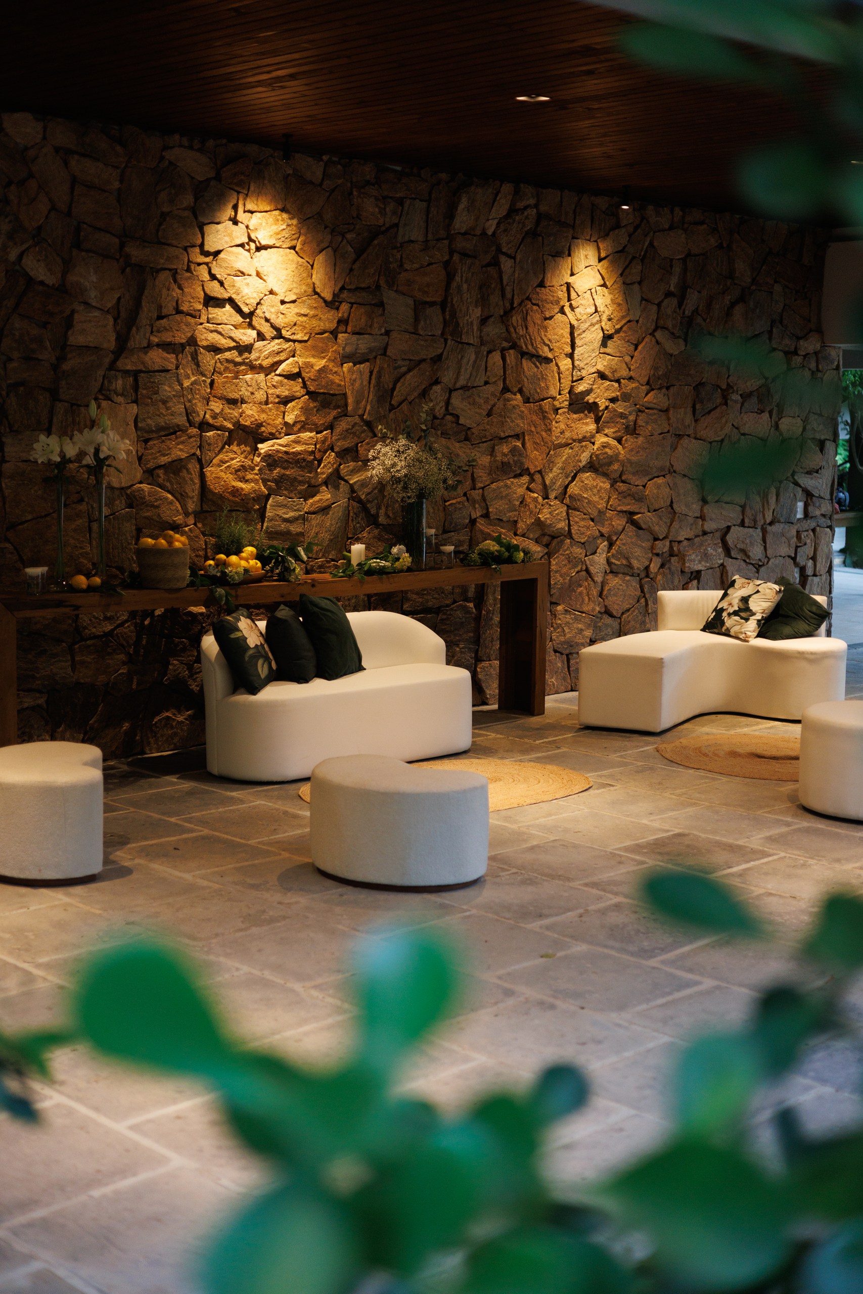 salao de pedras coberto vertical